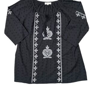 Angel Heart Boutique Women's Embroidered Tunic Top 1X  Black Embroidered Boho‎